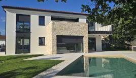 Вилла в Порече, Хорватия (цена по запросу)