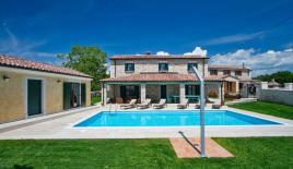 Вилла за 580 000 евро в Тиняне, Хорватия