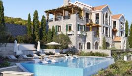 Квартира за 1 350 000 евро в Тивате, Черногория