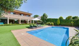 Дом за 2 450 000 евро на Коста-дель-Маресме, Испания