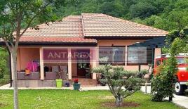 Вилла за 180 000 евро в Булярице, Черногория