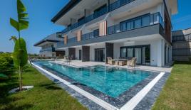 Таунхаус за 495 000 евро в Инжекуме, Турция