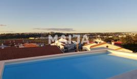 Дом за 820 000 евро в Сетубале, Португалия