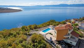 Вилла за 2 100 000 евро в Кралевице, Хорватия