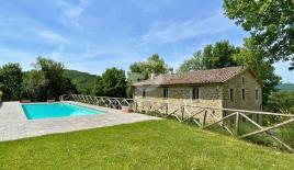 Дом за 875 000 евро в Губбио, Италия