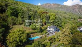 Вилла за 1 950 евро за день в Бавене, Италия