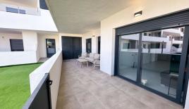 Апартаменты за 235 000 евро в Сан-Мигель де Салинас, Испания