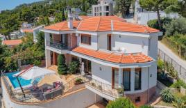 Вилла за 550 000 евро в Баре, Черногория