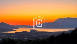 Земля за 145 300 евро в Тивате, Черногория