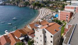 Отель, гостиница за 2 100 000 евро в Пржно, Черногория