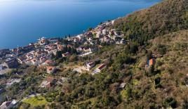 Земля за 430 000 евро в Тивате, Черногория