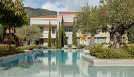 Вилла за 2 790 000 евро в Херцег-Нови, Черногория