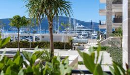 Апартаменты за 1 650 000 евро в Тивате, Черногория