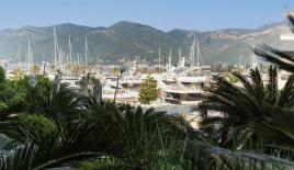 Апартаменты за 555 000 евро в Тивате, Черногория