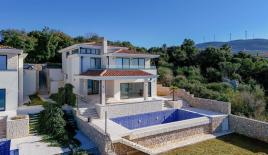 Вилла в Баре, Черногория (цена по запросу)