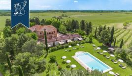 Ферма за 2 500 000 евро в Ашано, Италия