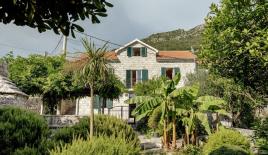 Вилла за 1 000 000 евро в Тивате, Черногория