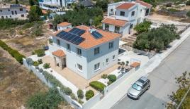 Вилла за 600 000 евро в Пафосе, Кипр