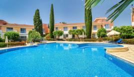 Таунхаус за 200 000 евро в Пафосе, Кипр