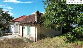 Дом за 90 000 евро в Херцег-Нови, Черногория