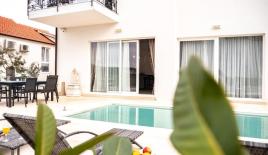 Вилла за 995 000 евро на Хваре, Хорватия