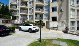 Квартира за 219 000 евро в Бриз, Болгария