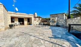 Вилла за 330 000 евро в Пафосе, Кипр