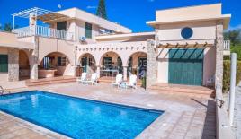 Вилла за 1 100 000 евро в Пафосе, Кипр