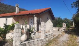 Дом за 168 000 евро на полуострове Луштица, Черногория
