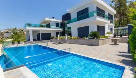 Вилла за 2 300 000 евро в Алании, Турция