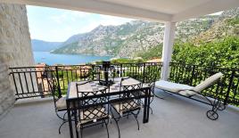 Апартаменты за 233 900 евро в Рисане, Черногория