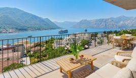 Апартаменты за 595 000 евро в Доброте, Черногория