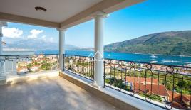 Апартаменты за 850 000 евро в Дженовичах, Черногория