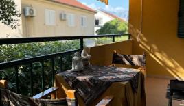 Квартира за 185 000 евро в Доброте, Черногория