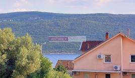 Апартаменты за 80 000 евро в Кумборе, Черногория