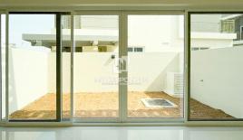 Таунхаус за 542 477 евро в Дубае, ОАЭ