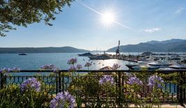 Квартира в Тивате, Черногория (цена по запросу)