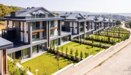 Вилла за 1 660 000 евро в Чекмекёе, Турция