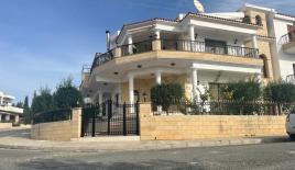 Дом за 760 000 евро в Эмба, Кипр