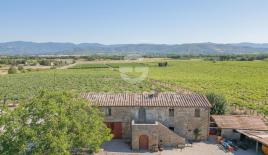 Дом за 1 950 000 евро в Кортоне, Италия