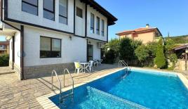 Дом за 260 000 евро в Кошарице, Болгария