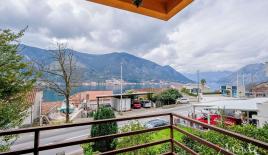 Вилла за 715 000 евро в Доброте, Черногория