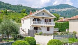 Вилла за 420 000 евро в Биеле, Черногория