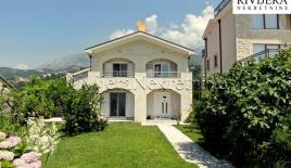 Вилла за 980 000 евро в Херцег-Нови, Черногория