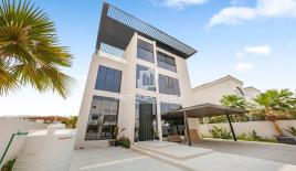 Вилла за 4 481 343 евро в Дубае, ОАЭ