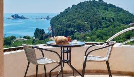 Отель, гостиница за 590 000 евро в Петроваце, Черногория