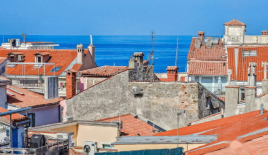 Квартира за 272 750 евро в Пиране, Словения