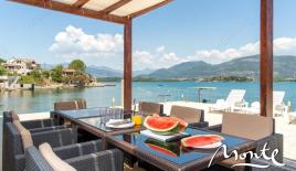 Вилла за 1 600 000 евро в Крашичах, Черногория