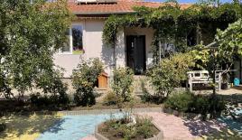 Коттедж за 209 000 евро в Поморие, Болгария