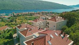 Апартаменты за 450 000 евро в Дженовичах, Черногория